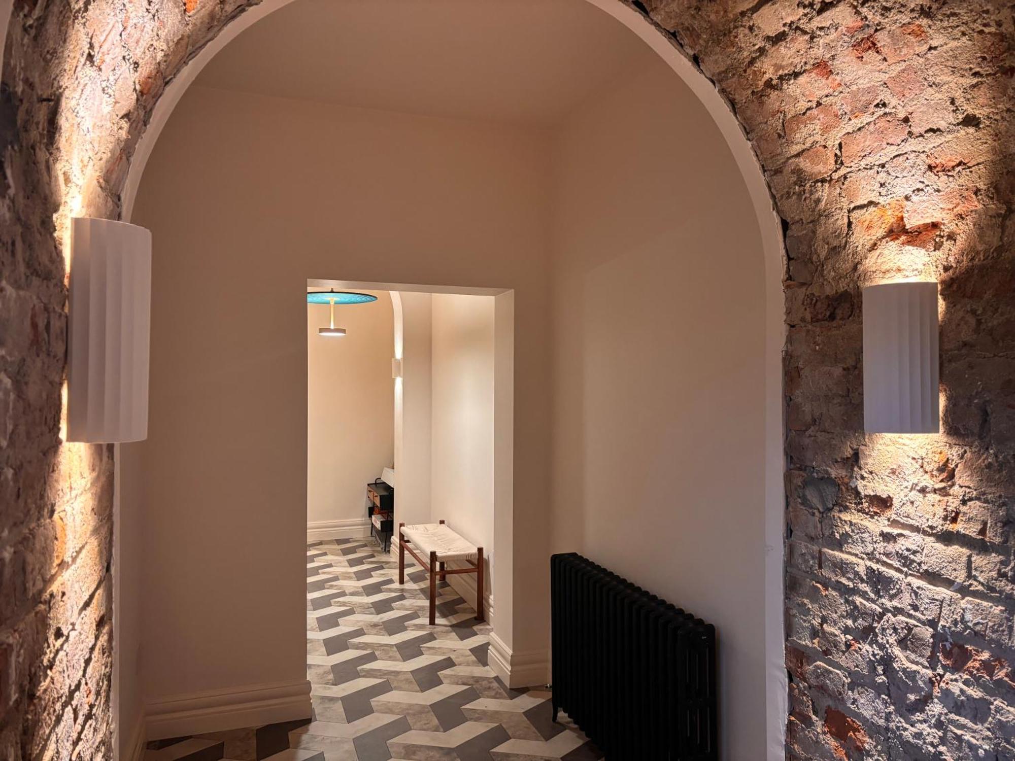 Luxurious 2 Bedroom Apartment With Sea View In Monkstown Blackrock  Exterior photo